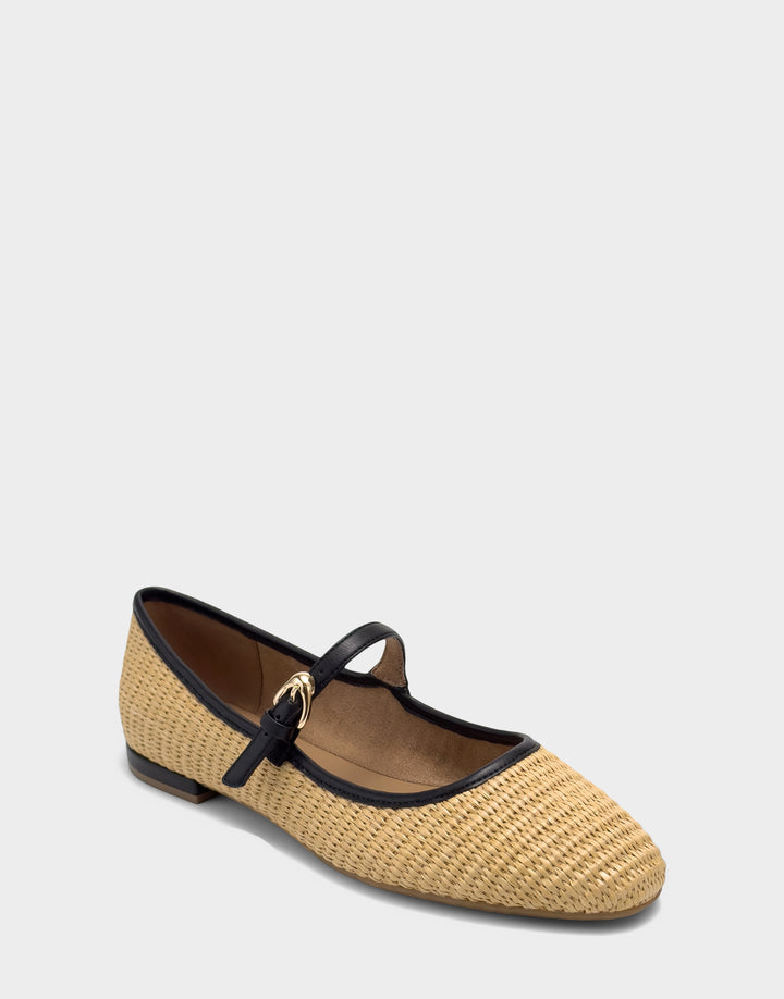 Comfortable Women's Flat In Natural Basket Raffia Side Angle