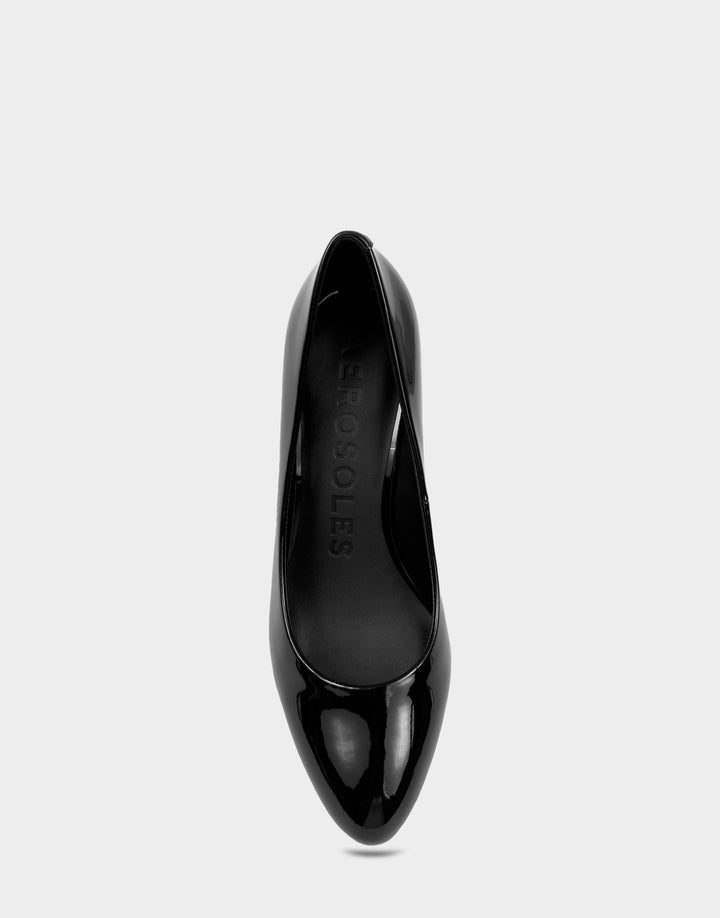Comfortable Women's Pump In Black Patent Faux Leather Full Front View