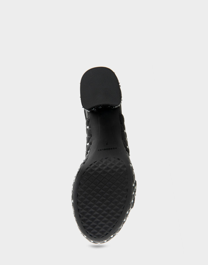 Comfortable Women's Platform Sandal in Black Quilted Faux Leather With Crystals Sole View 
