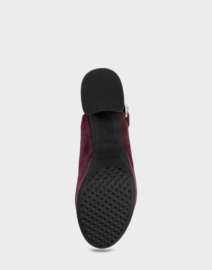 Comfortable Women's Platform Sandal In Burgundy Suede Bottom View