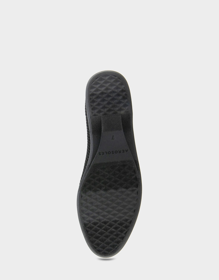 Comfortable Women's Nathaly Loafer In Black Fabric, sole view