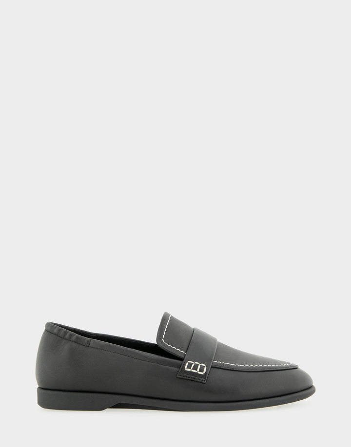 Comfortable Women's Noha Loafer In Black Leather, side view
