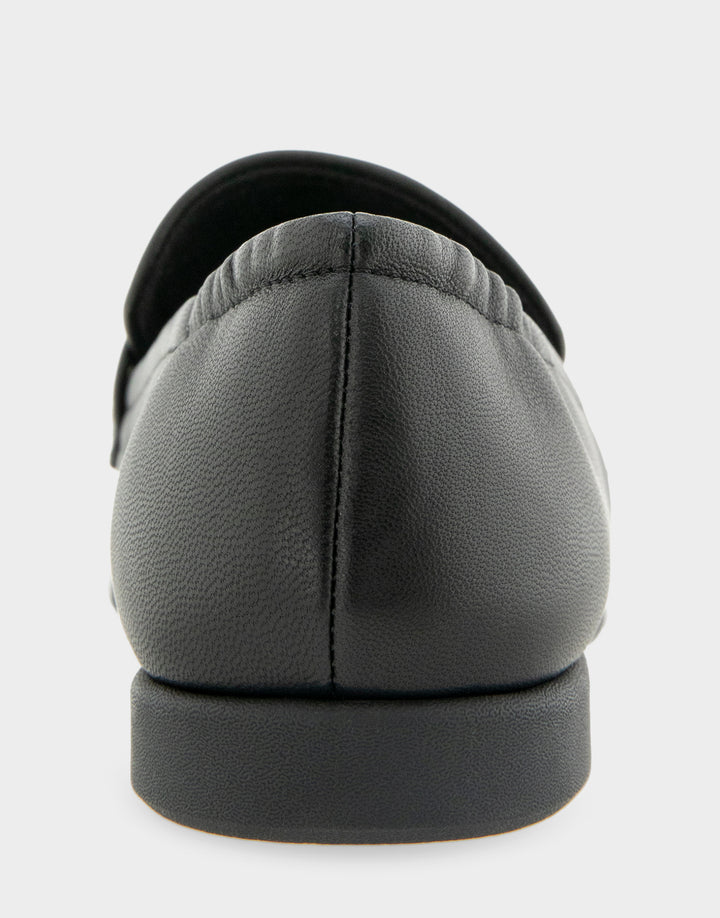 Comfortable Women's Noha Loafer In Black Leather, back view