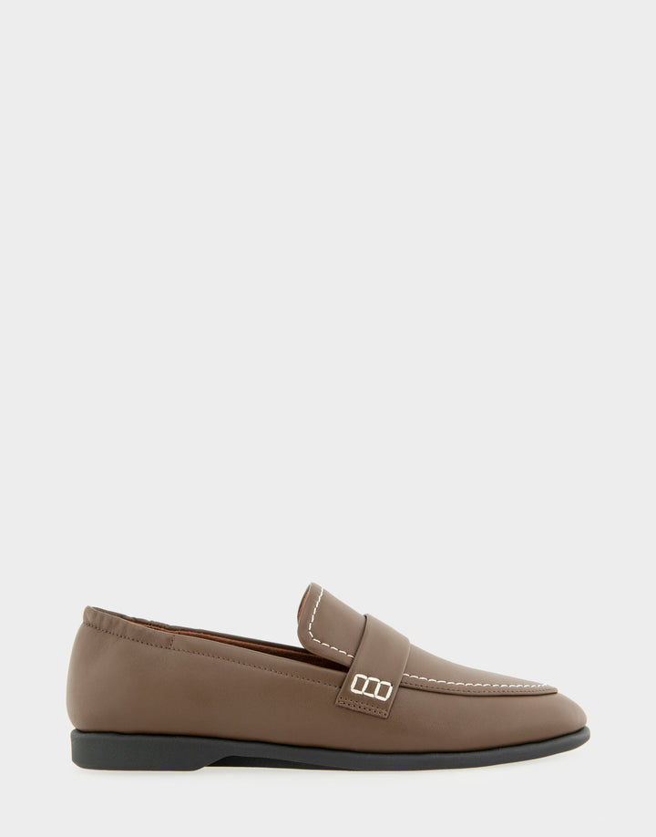 Comfortable Women's Noha Loafer In Brown Leather, side view