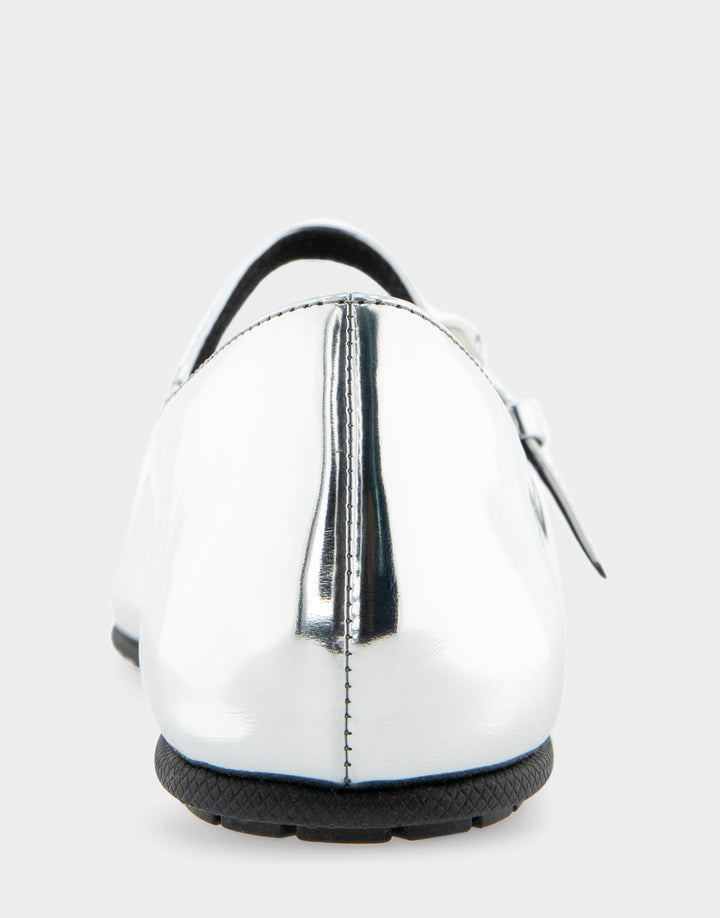 Comfortable Women's Mary Jane Flat in Silver Mirror Metallic Faux Leather
Rear View 